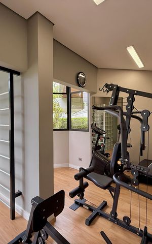Apartamento à venda com 270m², 3 quartos e 4 vagas Apartamento à venda com 270m², 3 quartos e 4 vagasÁrea comum