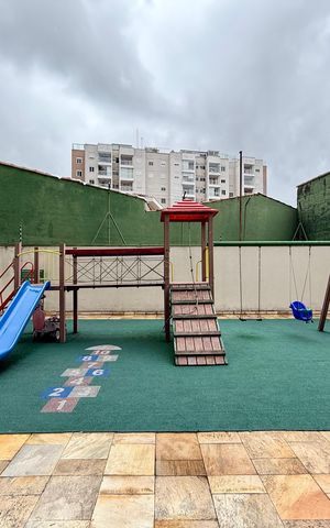 Apartamento à venda com 270m², 3 quartos e 4 vagas Apartamento à venda com 270m², 3 quartos e 4 vagasÁrea comum