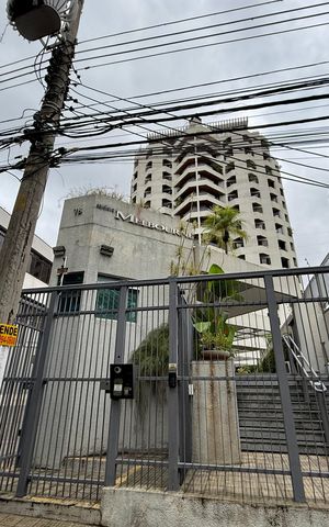 Apartamento à venda com 270m², 3 quartos e 4 vagas Apartamento à venda com 270m², 3 quartos e 4 vagasFachada