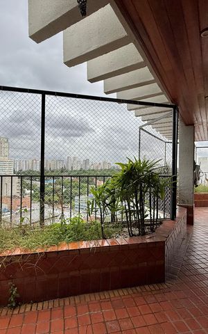 Apartamento à venda com 270m², 3 quartos e 4 vagas Apartamento à venda com 270m², 3 quartos e 4 vagasÁrea comum