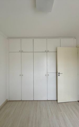 Apartamento à venda com 270m², 3 quartos e 4 vagas Apartamento à venda com 270m², 3 quartos e 4 vagasQuarto 2