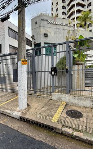 Apartamento à venda com 270m², 3 quartos e 4 vagas Apartamento à venda com 270m², 3 quartos e 4 vagasFachada