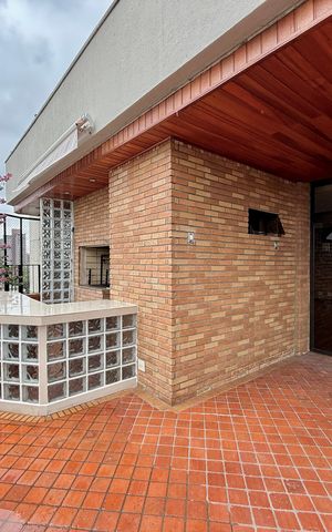 Apartamento à venda com 270m², 3 quartos e 4 vagas Apartamento à venda com 270m², 3 quartos e 4 vagasÁrea comum