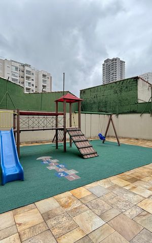 Apartamento à venda com 270m², 3 quartos e 4 vagas Apartamento à venda com 270m², 3 quartos e 4 vagasÁrea comum