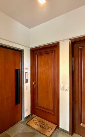Apartamento à venda com 270m², 3 quartos e 4 vagas Apartamento à venda com 270m², 3 quartos e 4 vagasÁrea comum