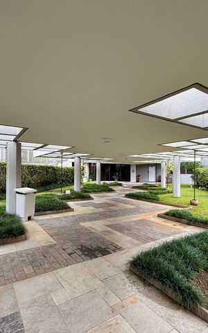 Apartamento à venda com 270m², 3 quartos e 4 vagas Apartamento à venda com 270m², 3 quartos e 4 vagasÁrea comum