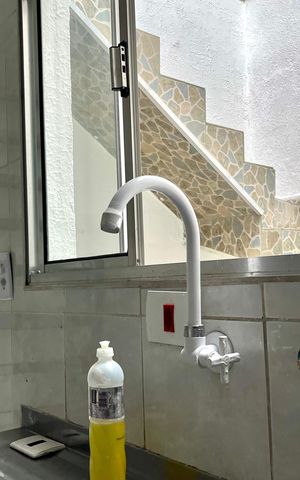 Casa à venda com 100m², 2 quartos e 2 vagas Casa à venda com 100m², 2 quartos e 2 vagasCozinha
