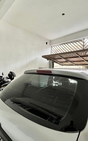 Casa à venda com 100m², 2 quartos e 2 vagas Casa à venda com 100m², 2 quartos e 2 vagasGaragem