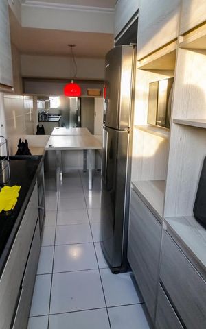 Apartamento à venda com 95m², 2 quartos e 2 vagasCozinha - Armários