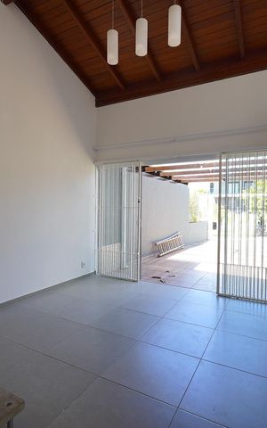 Casa para alugar com 140m², 3 quartos e 2 vagasSala