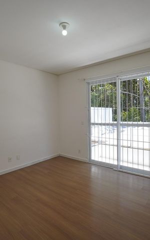 Casa para alugar com 140m², 3 quartos e 2 vagasSuíte 