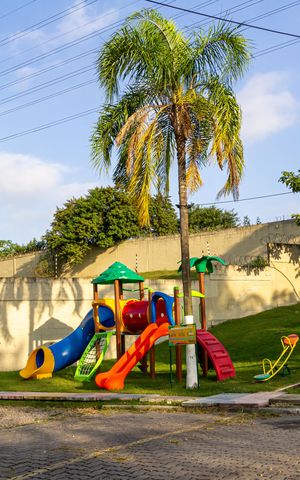 Apartamento para alugar com 97m², 2 quartos e 1 vaga Apartamento para alugar com 97m², 2 quartos e 1 vagaÁrea comum - Playground