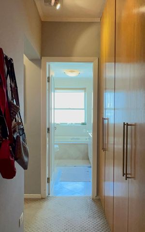 Apartamento à venda com 222m², 3 quartos e 2 vagas Apartamento à venda com 222m², 3 quartos e 2 vagasCloset da suíte 3