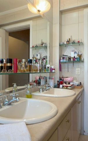 Apartamento à venda com 222m², 3 quartos e 2 vagas Apartamento à venda com 222m², 3 quartos e 2 vagasBanheiro da Suíte 3
