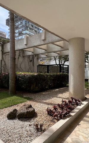 Apartamento à venda com 222m², 3 quartos e 2 vagas Apartamento à venda com 222m², 3 quartos e 2 vagasÁrea comum