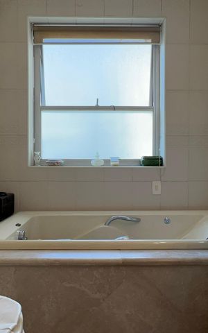 Apartamento à venda com 222m², 3 quartos e 2 vagas Apartamento à venda com 222m², 3 quartos e 2 vagasBanheiro da Suíte 3