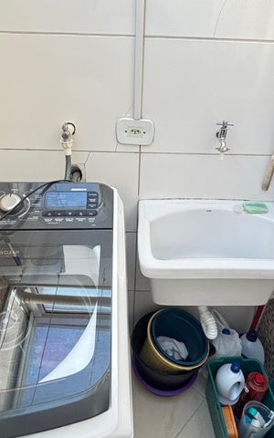 Apartamento à venda com 52m², 2 quartos e 1 vaga Apartamento à venda com 52m², 2 quartos e 1 vagaÁrea de Serviço