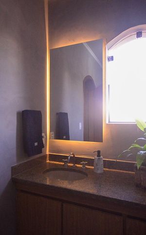 Casa à venda com 600m², 4 quartos e 3 vagas Casa à venda com 600m², 4 quartos e 3 vagasBanheiro da Suíte