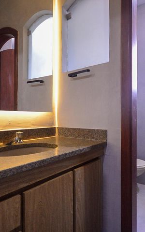 Casa à venda com 600m², 4 quartos e 3 vagas Casa à venda com 600m², 4 quartos e 3 vagasBanheiro Social