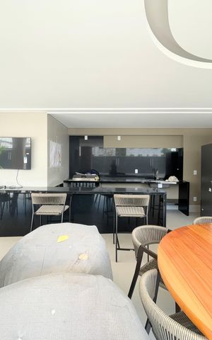 Apartamento à venda com 315m², 4 quartos e 4 vagasEspaço Gourmet