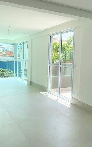 Apartamento à venda com 315m², 4 quartos e 4 vagasSala