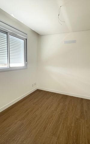 Apartamento à venda com 156m², 4 quartos e 4 vagasSemi-Suíte 2