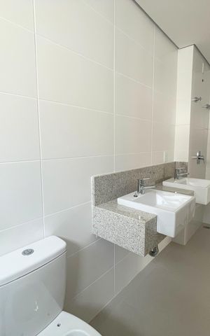 Apartamento à venda com 156m², 4 quartos e 4 vagasBanheiro Suíte master