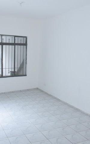 Casa para alugar com 130m², 3 quartos e 1 vagaSala