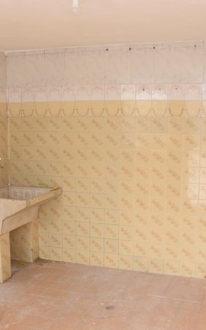 Casa para alugar com 130m², 3 quartos e 1 vagaÁrea de serviço