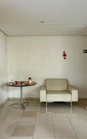 Apartamento à venda com 84m², 3 quartos e 2 vagas Apartamento à venda com 84m², 3 quartos e 2 vagasHall de entrada