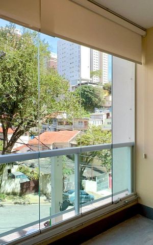 Apartamento à venda com 84m², 3 quartos e 2 vagas Apartamento à venda com 84m², 3 quartos e 2 vagasVaranda