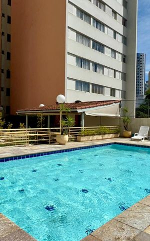 Apartamento à venda com 84m², 3 quartos e 2 vagas Apartamento à venda com 84m², 3 quartos e 2 vagasPiscina