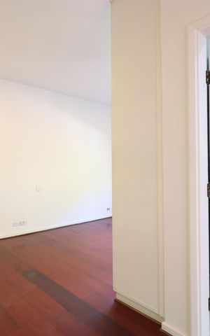Casa à venda com 392m², 6 quartos e 5 vagasSuite 
