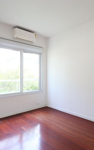 Casa à venda com 392m², 6 quartos e 5 vagasQuarto 3