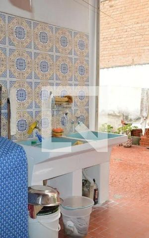 Casa à venda com 250m², 5 quartos e 3 vagas