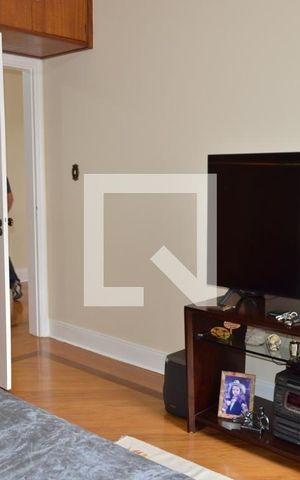Casa à venda com 250m², 5 quartos e 3 vagas