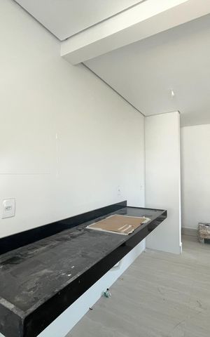 Apartamento à venda com 138m², 4 quartos e 2 vagasCozinha