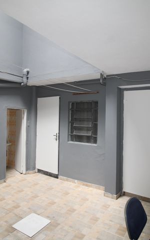 Casa à venda com 175m², 4 quartos e 1 vagaÁrea de Serviço