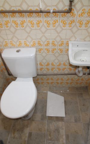 Casa à venda com 175m², 4 quartos e 1 vagaCasa 2 - Banheiro social