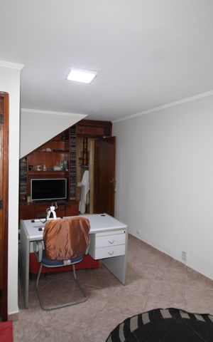 Casa à venda com 175m², 4 quartos e 1 vagaCasa 2 - Sala