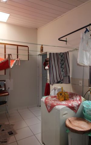 Casa à venda com 175m², 4 quartos e 1 vagaÁrea de Serviço