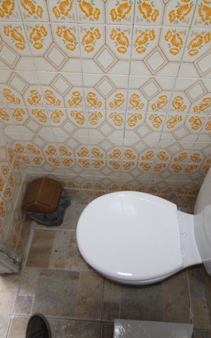 Casa à venda com 175m², 4 quartos e 1 vagaCasa 2 - Banheiro social