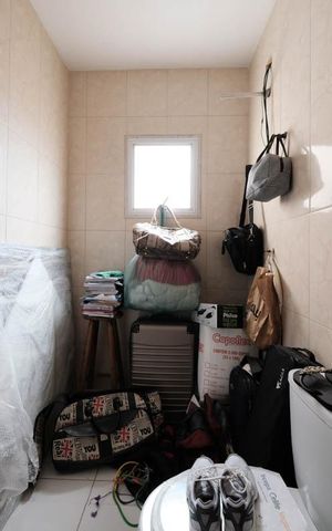 Casa à venda com 150m², 3 quartos e 2 vagasBanheiro 1