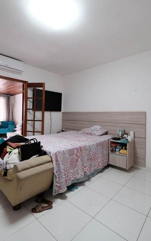 Casa à venda com 150m², 3 quartos e 2 vagasSuíte 2