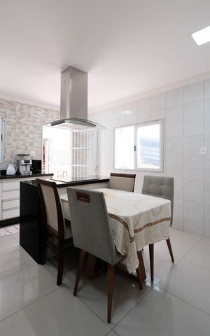 Casa à venda com 150m², 3 quartos e 2 vagasCozinha