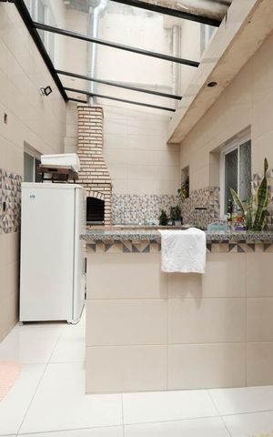 Casa à venda com 150m², 3 quartos e 2 vagasÁrea externa