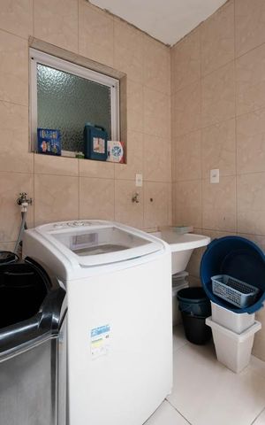 Casa à venda com 150m², 3 quartos e 2 vagasÁrea externa
