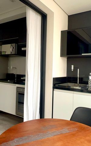 Studio para alugar com 29m², 1 quarto e 1 vaga Studio para alugar com 29m², 1 quarto e 1 vagaVaranda