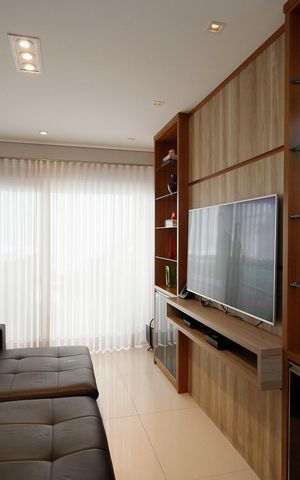 Casa de condomínio à venda com 450m², 4 quartos e 6 vagas Casa de condomínio à venda com 450m², 4 quartos e 6 vagasSala de TV
