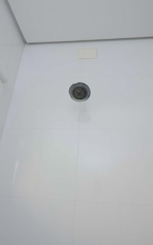 Casa de condomínio à venda com 450m², 4 quartos e 6 vagas Casa de condomínio à venda com 450m², 4 quartos e 6 vagasBanheiro da Suíte 4